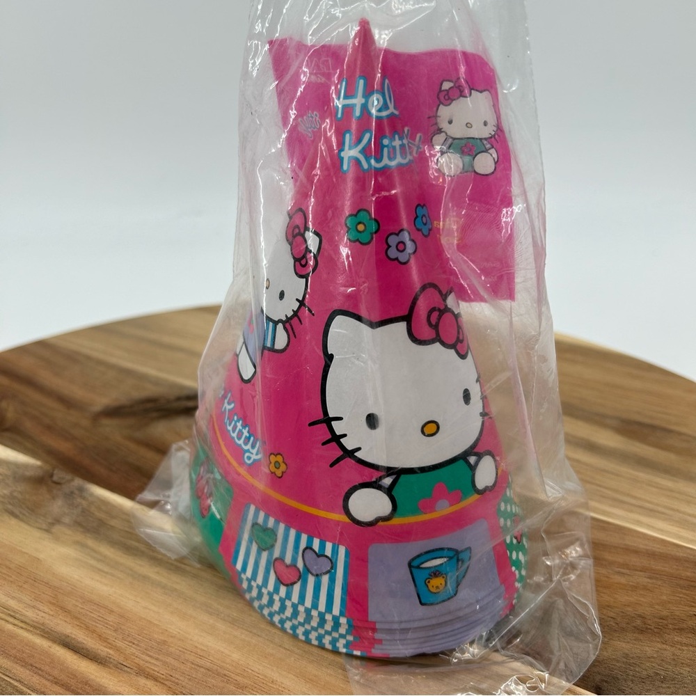 NIP VTG Hello Kitty Sanrio Paper Birthday Party Hats 1999 DEADSTOCK NOS *READ* - Picture 7 of 10